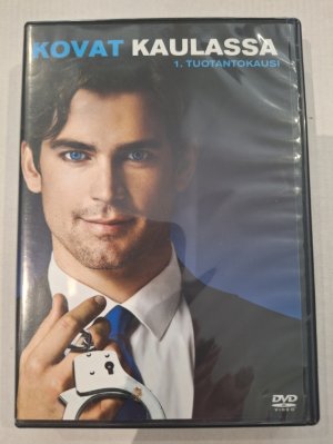 Kovat kaulassa 1 tuotantokausi DVD
