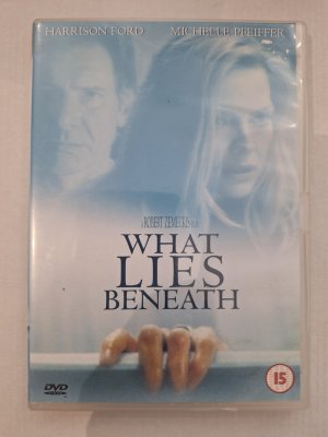 What Lies Beneath DVD
