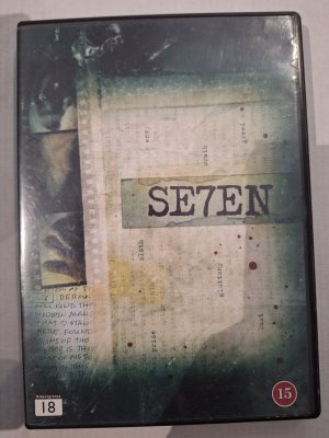 Seven (Se7en) DVD