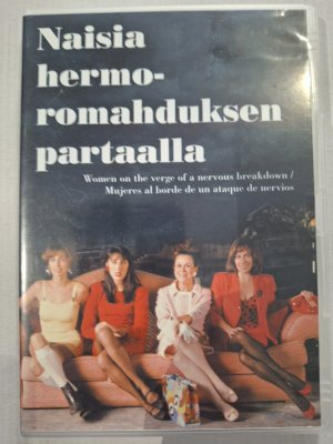 Naisia hermoromahduksen partaalla DVD
