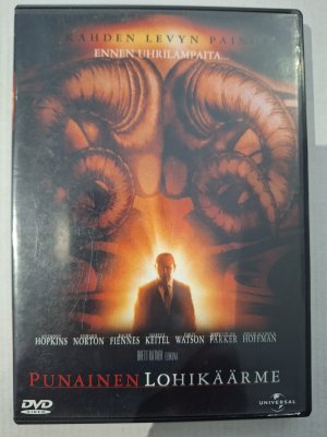 Punainen lohikäärme DVD