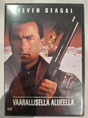 Vaarallisella alueella DVD