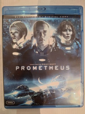 Prometheus Blu ray + DVD (slipcover)