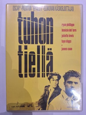 Tuhon tiellä DVD