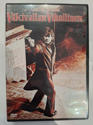 Väkivallan vihollinen DVD