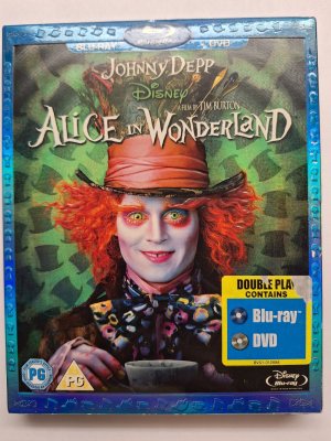 Alice in Wonderland Blu ray (slipcover)