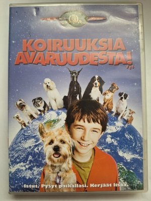 Koiruuksia avaruudesta DVD