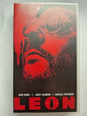 Leon VHS