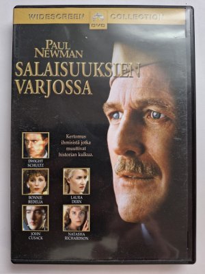 Salaisuuksien varjossa DVD