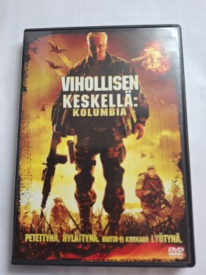 Vihollisen Keskellä: Kolumbia DVD