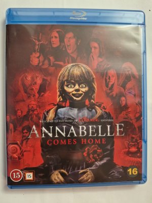 Annabelle Comes Home Blu ray