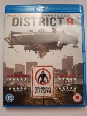 District 9 Blu ray